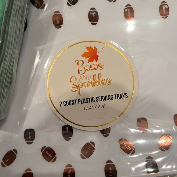 Football Plastic Serving Trays (4) and Football Napkins (new)/ps/x)) - Picture 14 of 15